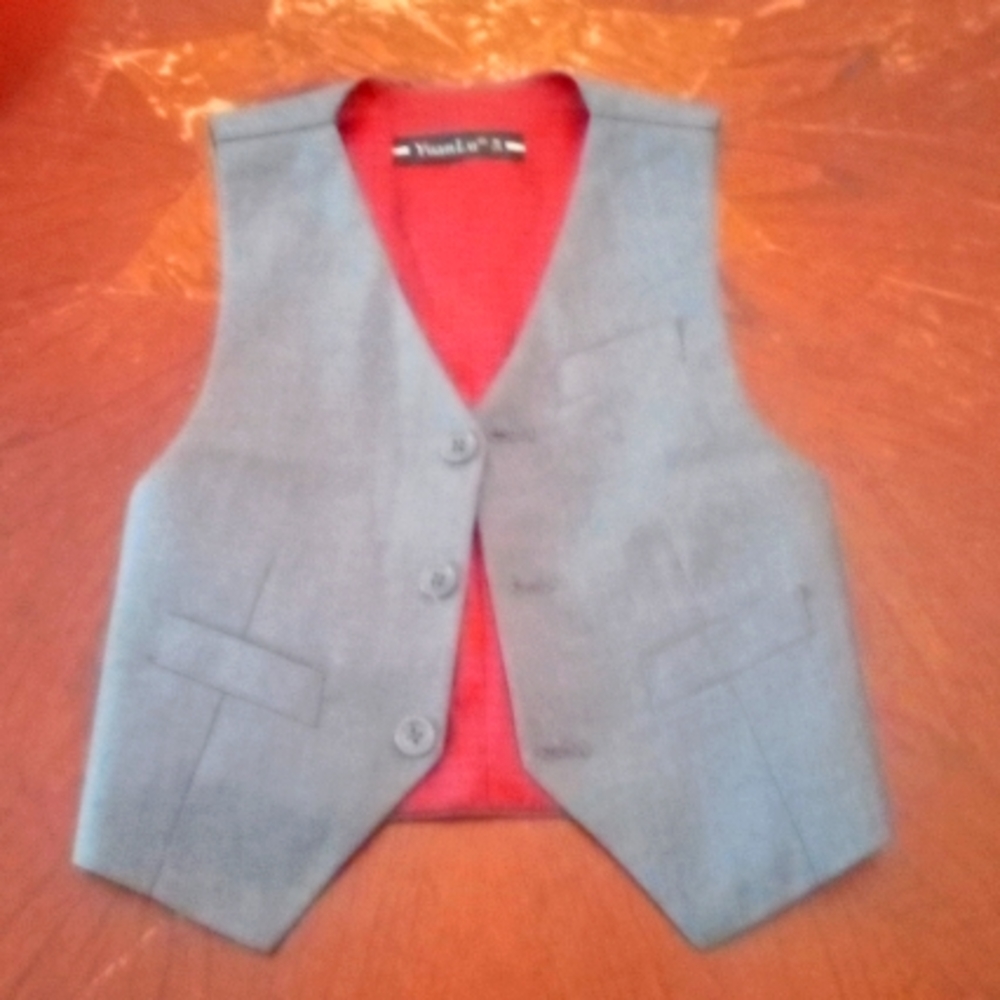 Yuan Lu Size 3 Grey Toddler Vest